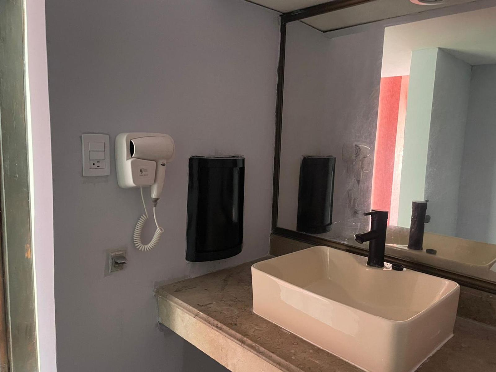 ורקרוז Auto Hotel Monte Carlo מראה חיצוני תמונה